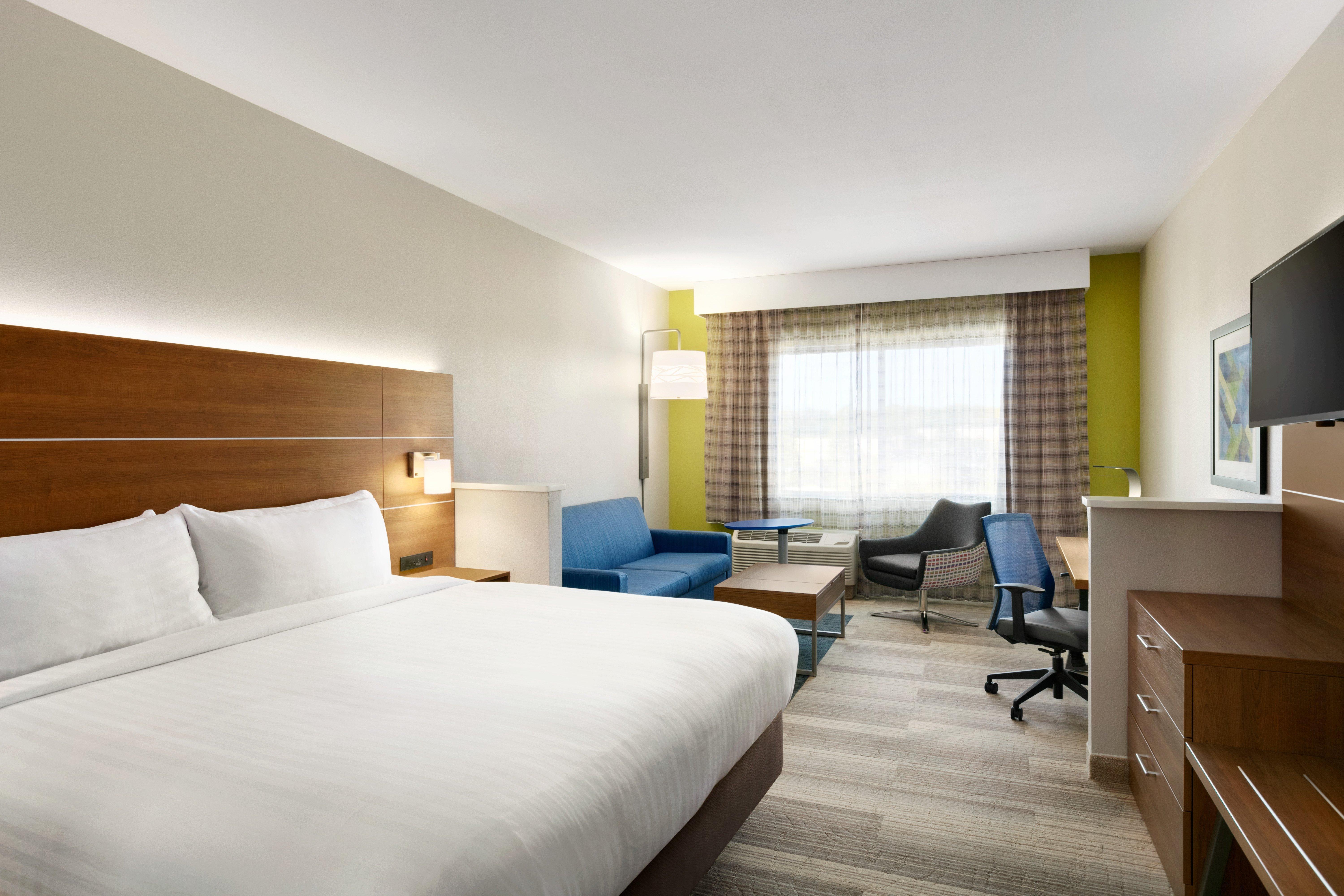 Holiday Inn Express & Suites Salisbury By Ihg Exterior photo