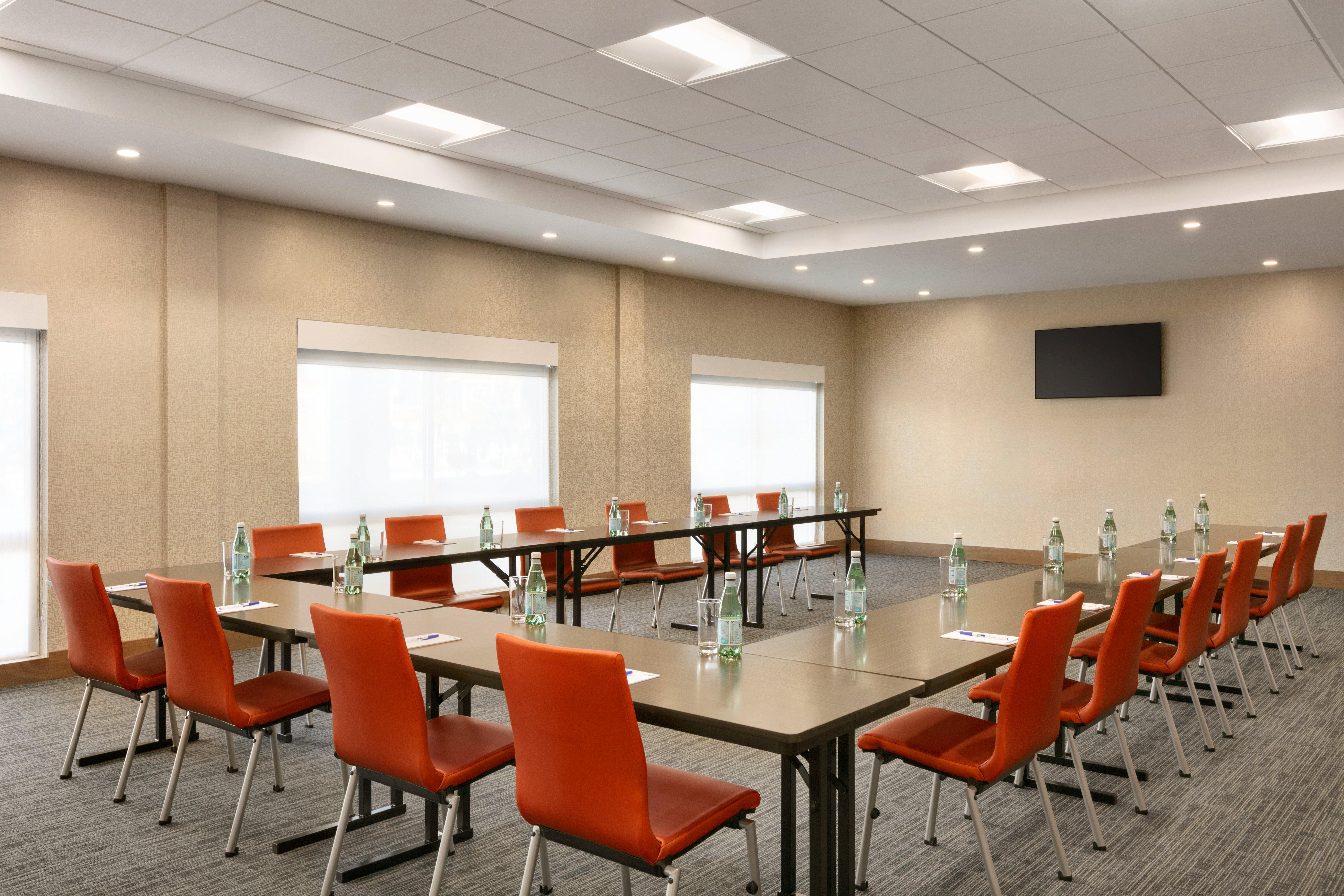 Holiday Inn Express & Suites Salisbury By Ihg Exterior photo