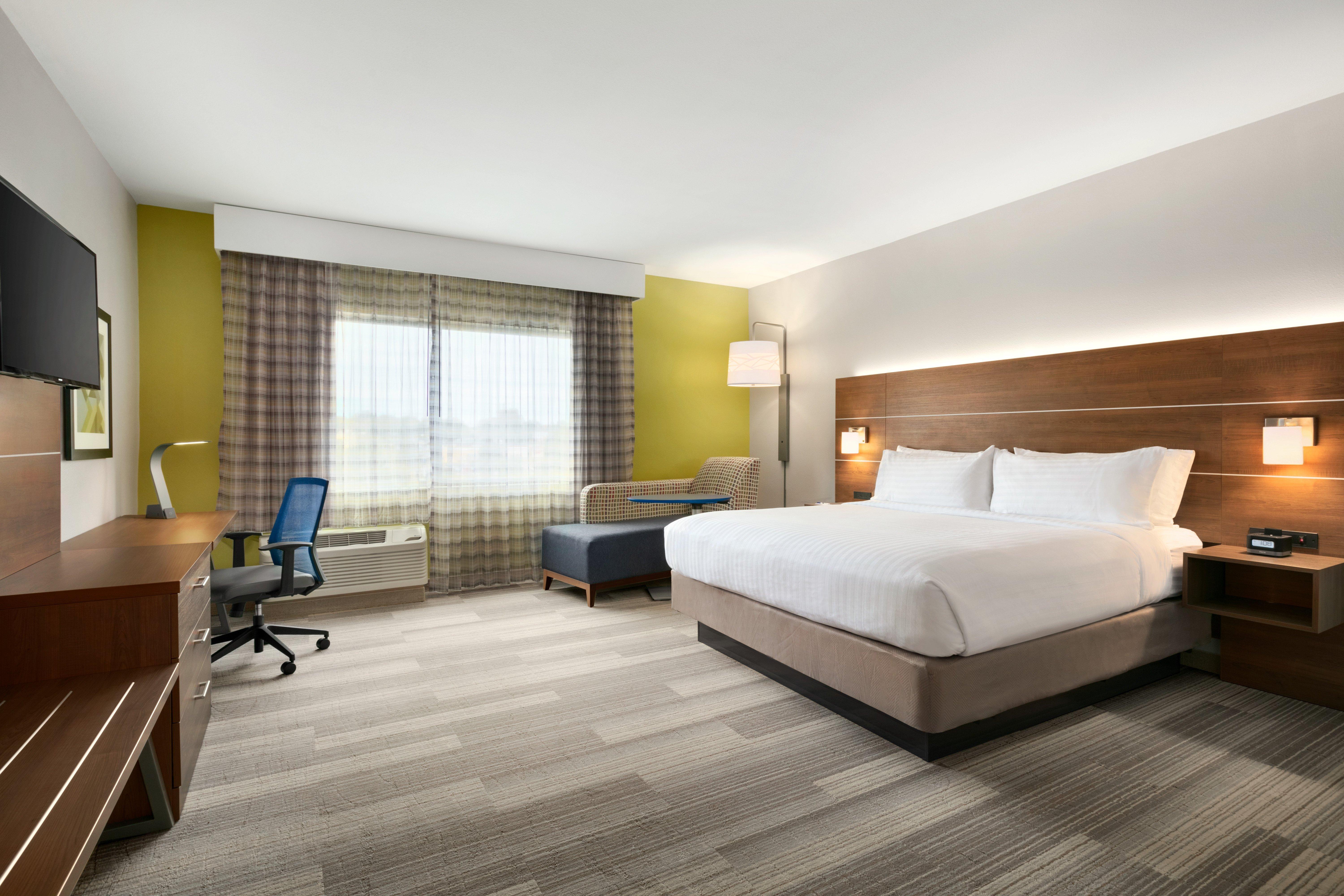Holiday Inn Express & Suites Salisbury By Ihg Exterior photo