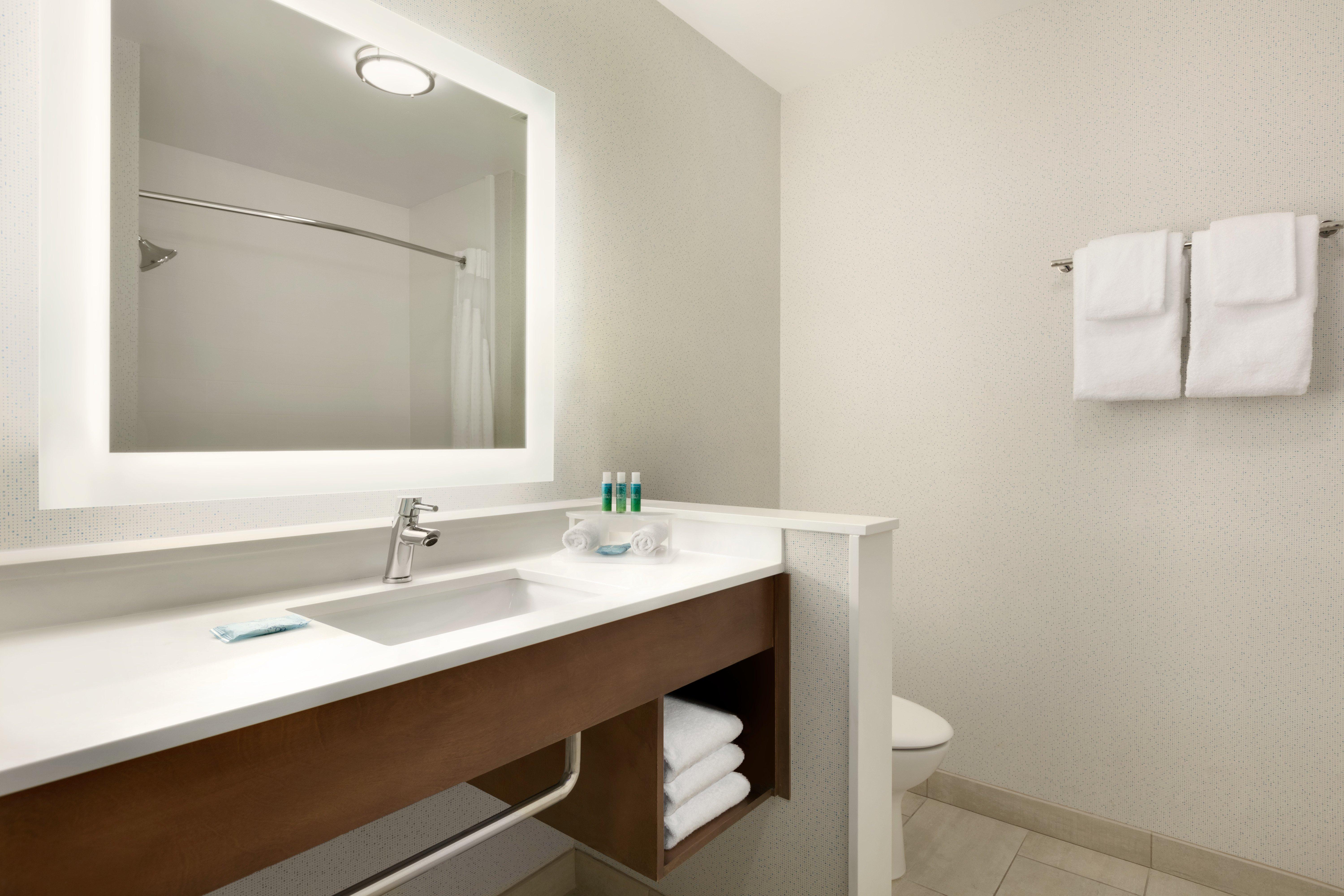 Holiday Inn Express & Suites Salisbury By Ihg Exterior photo
