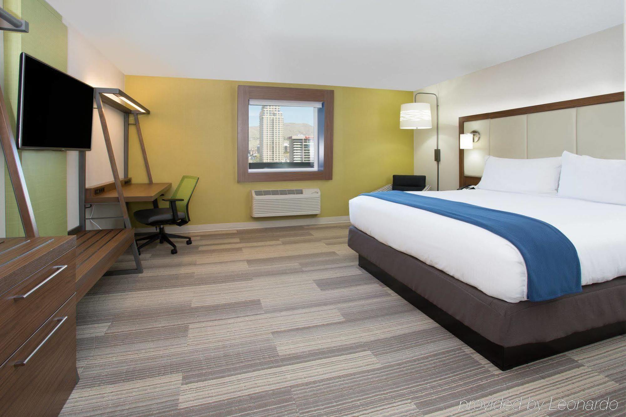Holiday Inn Express & Suites Salisbury By Ihg Exterior photo
